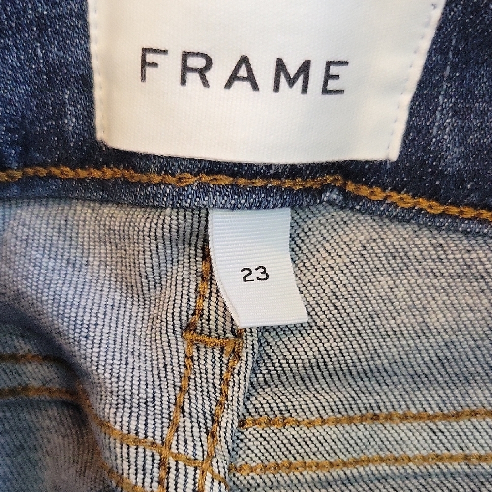 Frame Le High Straight High Rise Ankle Jean In Best - Picture 8 of 16